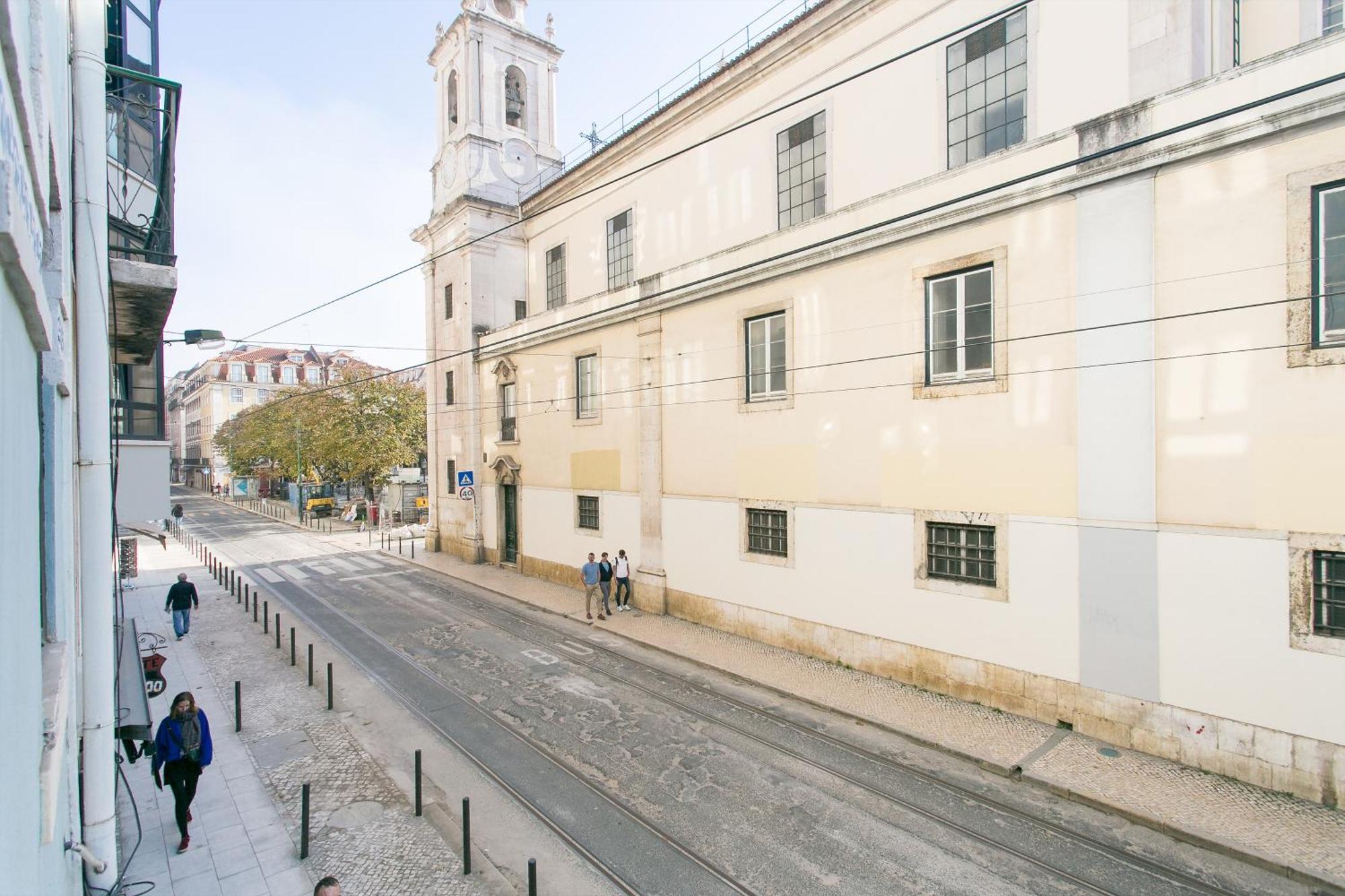 Cozy Apartment In Amazing Location! Lisboa Eksteriør billede
