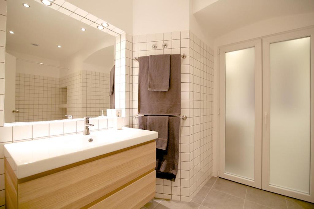 Cozy Apartment In Amazing Location! Lisboa Eksteriør billede